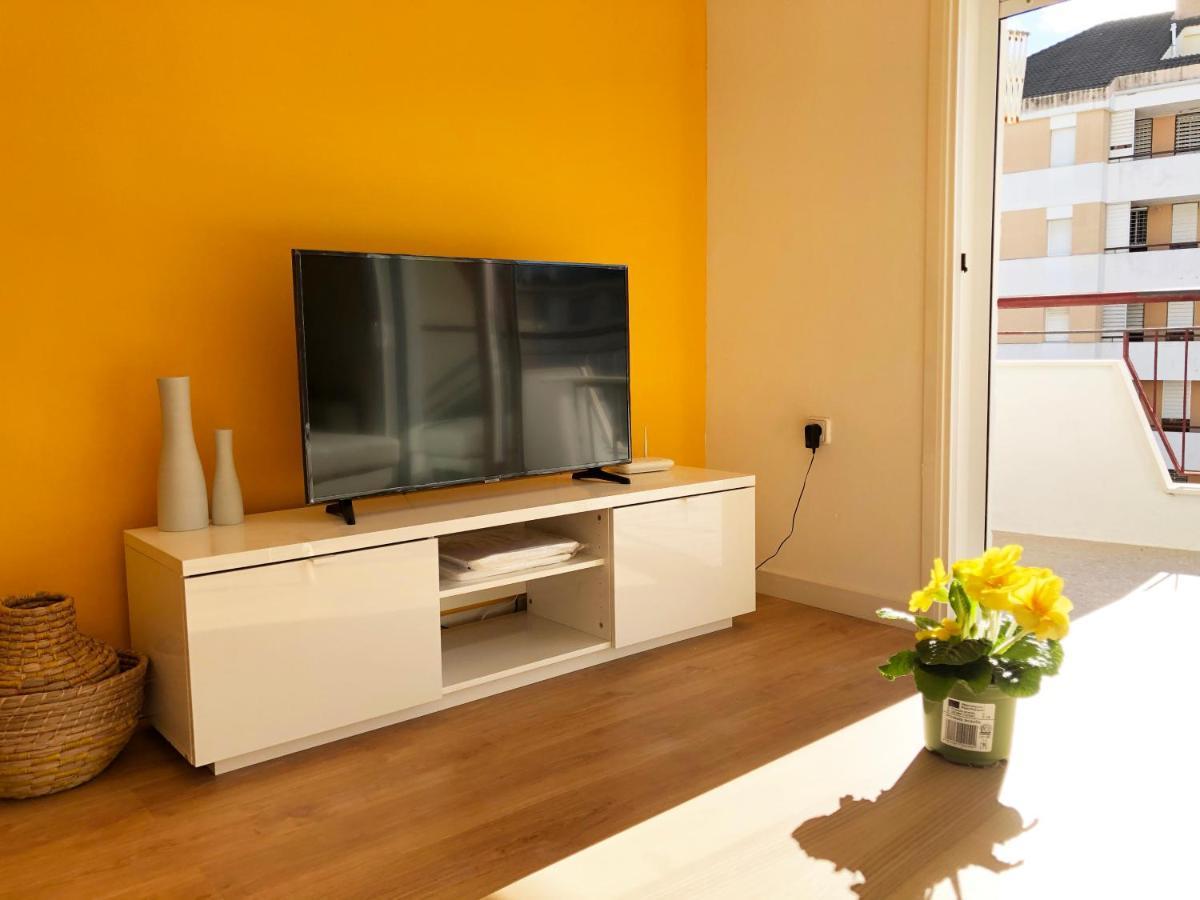 Lovely Seaside Apartment In Front Of Calafell Beach And Cunit Beach Segur de Calafell Buitenkant foto