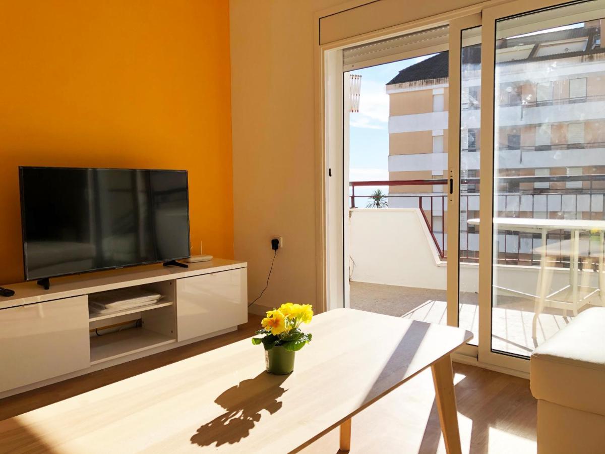 Lovely Seaside Apartment In Front Of Calafell Beach And Cunit Beach Segur de Calafell Buitenkant foto